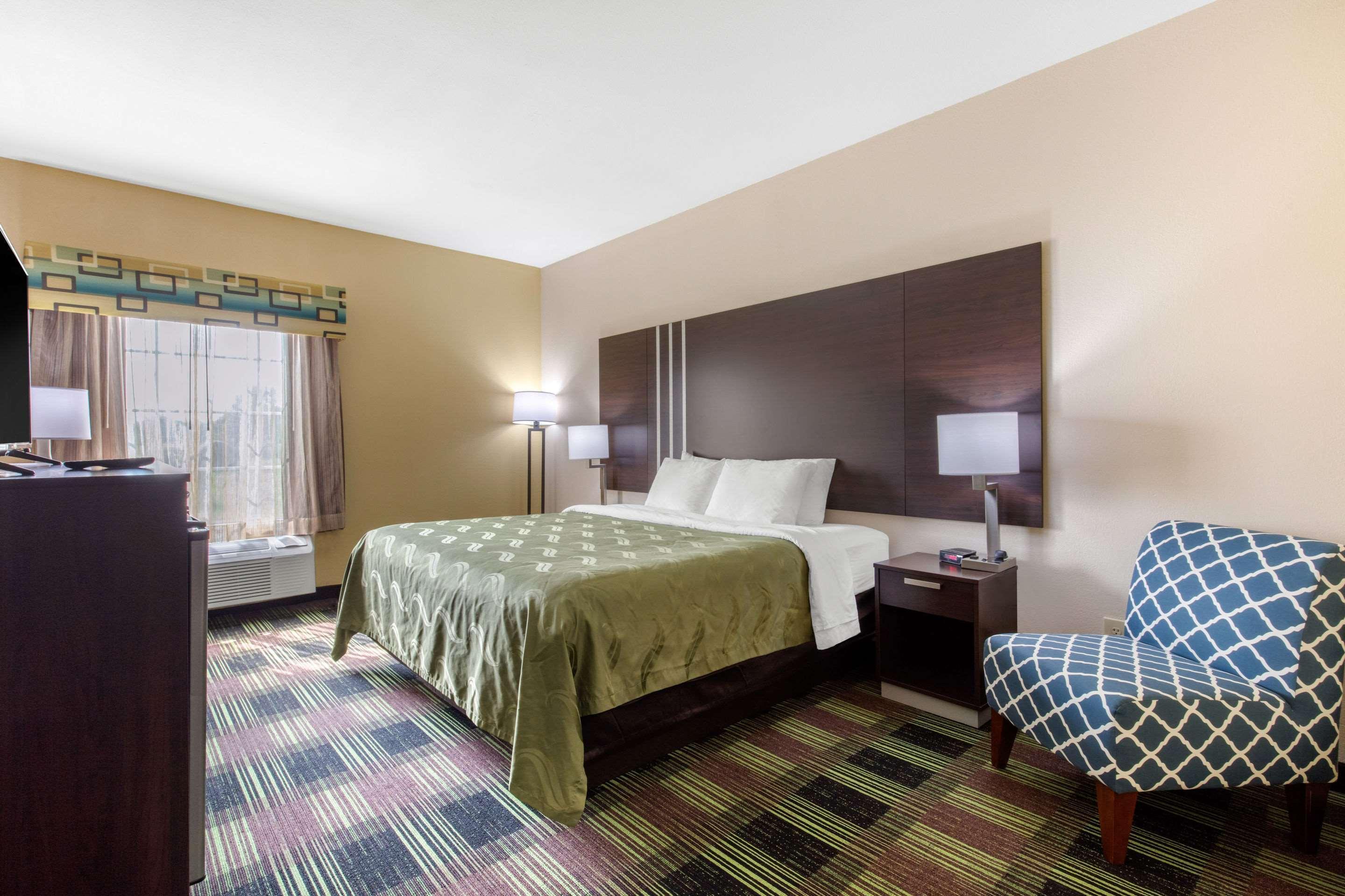 Cadiz Quality Inn מראה חיצוני תמונה