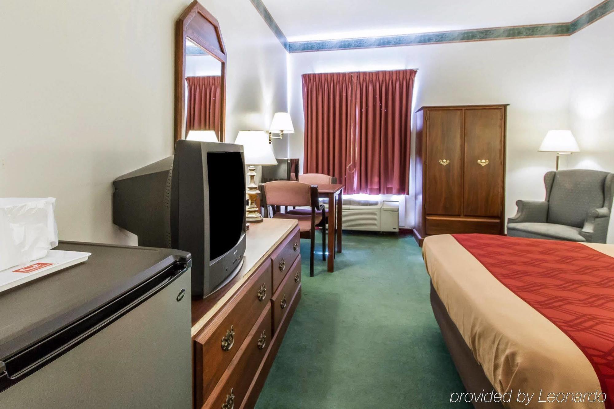 Cadiz Quality Inn מראה חיצוני תמונה